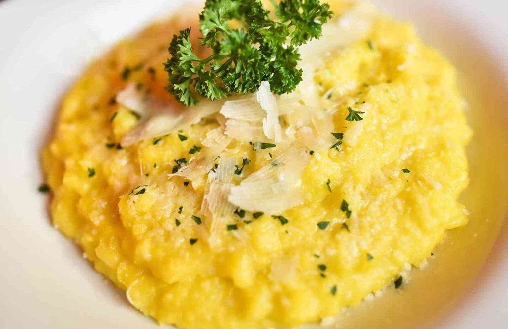 Everything about Italian regional dishes risotto alla milanese