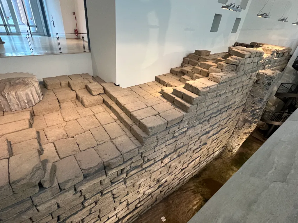 Who were the Etruscans? Temple of Jupiter