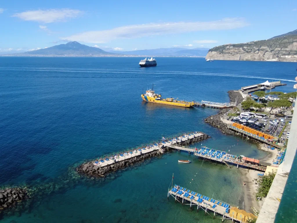 Rome to Pompeii and Sorrento tour